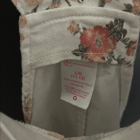 SOLD - No Boundaries White Floral Dress - Picture 2 of 3